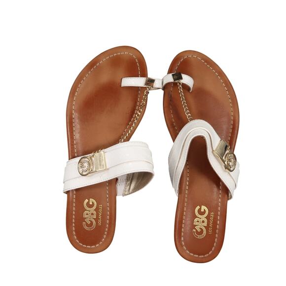 Guess Shoes Womens 7.5 Sandals Toe Ring Slides Logo Chain White Slip On Flats - Picture 5 of 10